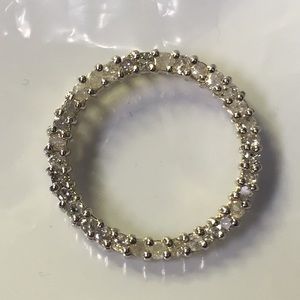 1.5ct 32 diamond circle pendant